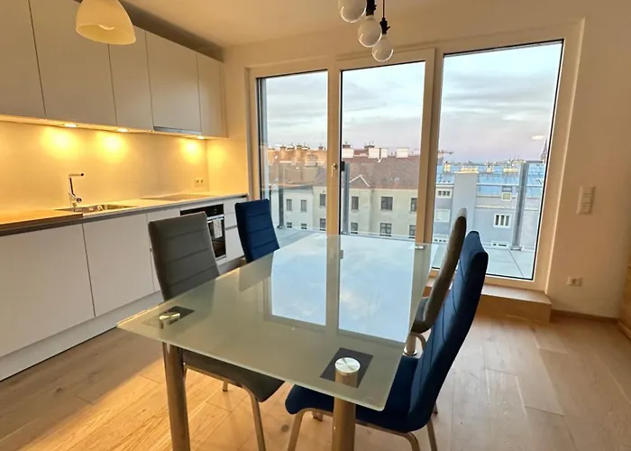 Apartment Wiener Schloss Wilhelminen 360° Views *
