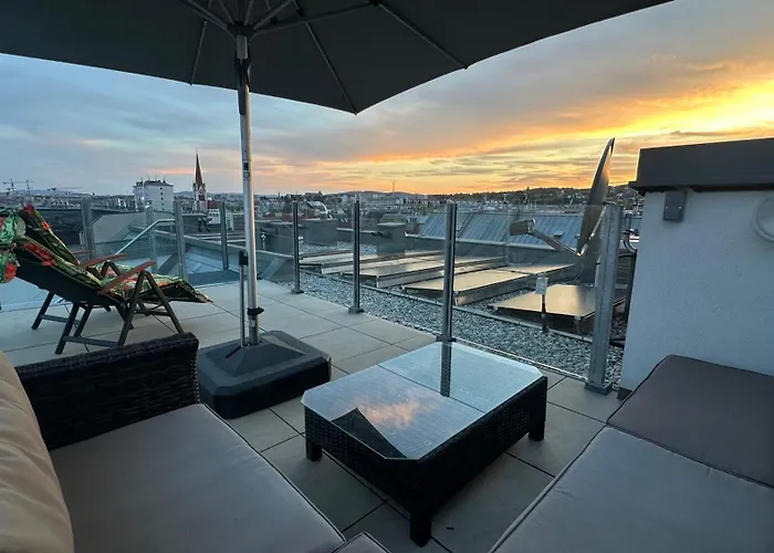 Wiener Schloss Wilhelminen 360° Views