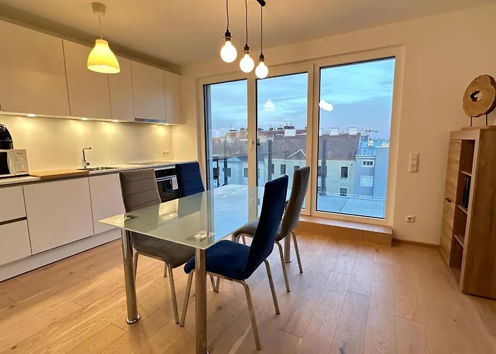 Apartment Wiener Schloss Wilhelminen 360° Views